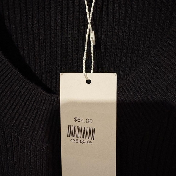 Elegant Black Long Sleeve Dress - Picture 4 of 6